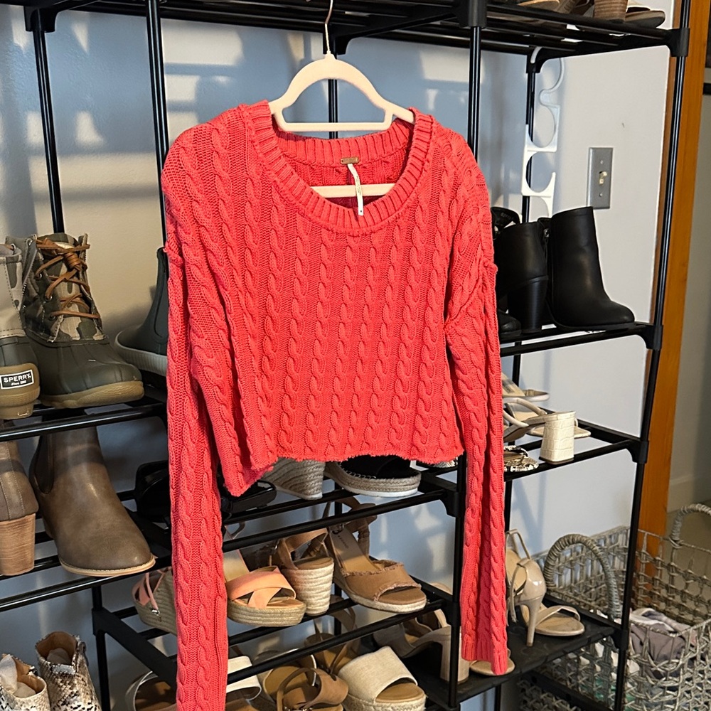 Cozy Cable Knit Sweater - Pink